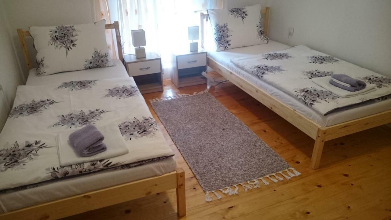 Apartman Franjicic Кореница Екстериор снимка
