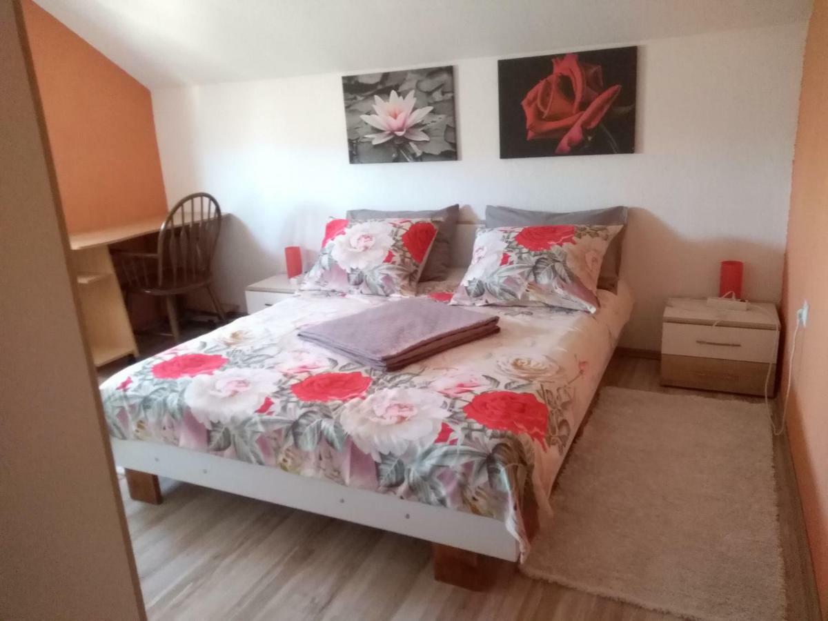 Apartman Franjicic Кореница Екстериор снимка